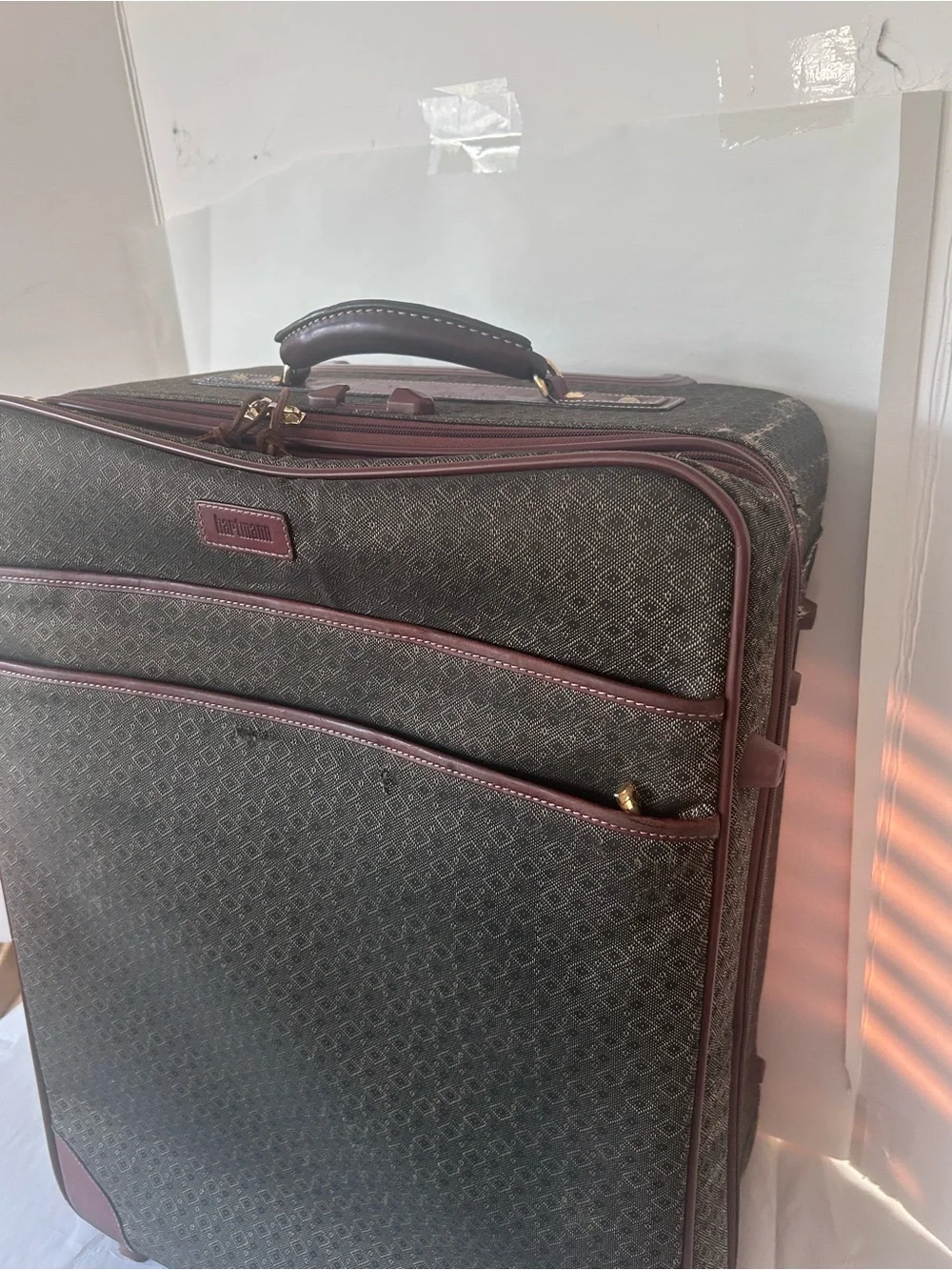 Hartman Wing Diamond pattern rolling luggage leather brown 24” Expandable